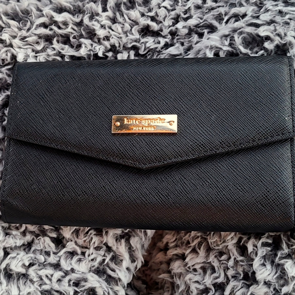 Black Kate Spade Wallet